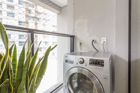 Varanda de kitnet/studio à venda com 1 quarto, 26m² em Indianópolis, São Paulo