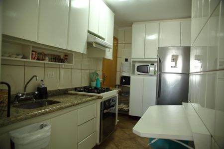 Apartamento para alugar com 94m², 3 quartos e 2 vagasCozinha