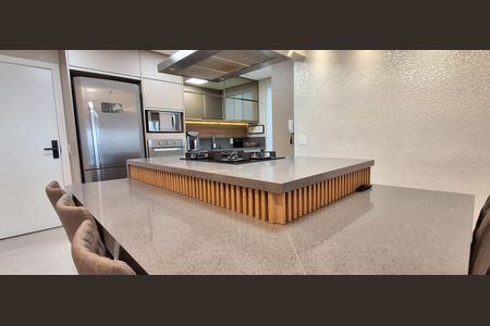 Apartamento à venda com 100m², 2 quartos e 2 vagas Apartamento à venda com 100m², 2 quartos e 2 vagasCozinha