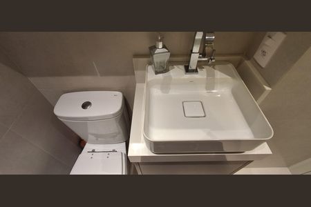 Apartamento à venda com 100m², 2 quartos e 2 vagas Apartamento à venda com 100m², 2 quartos e 2 vagasBanheiro Social