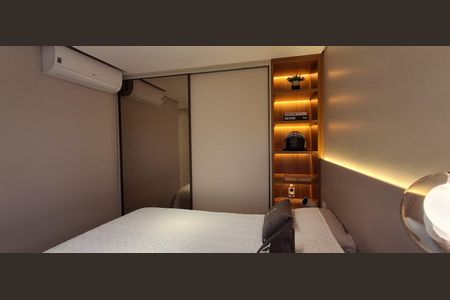 Apartamento à venda com 100m², 2 quartos e 2 vagas Apartamento à venda com 100m², 2 quartos e 2 vagasSuíte