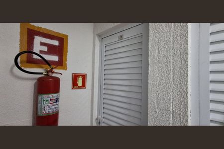 Apartamento à venda com 100m², 2 quartos e 2 vagas Apartamento à venda com 100m², 2 quartos e 2 vagasDepósito