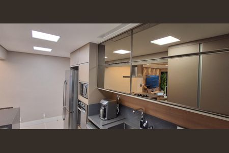 Apartamento à venda com 100m², 2 quartos e 2 vagas Apartamento à venda com 100m², 2 quartos e 2 vagasCozinha