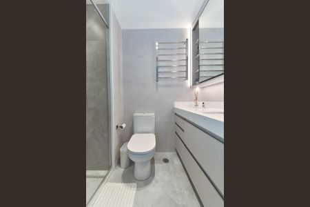 Apartamento à venda com 69m², 2 quartos e 1 vaga Apartamento à venda com 69m², 2 quartos e 1 vagaBanheiro da Suíte