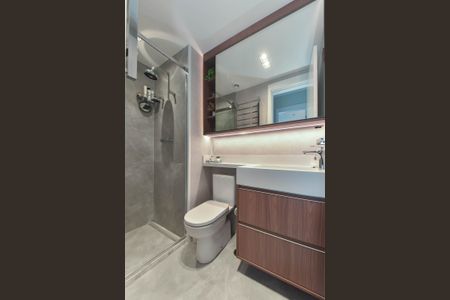 Apartamento à venda com 69m², 2 quartos e 1 vaga Apartamento à venda com 69m², 2 quartos e 1 vagaBanheiro Social