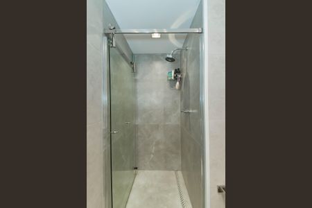 Apartamento à venda com 69m², 2 quartos e 1 vaga Apartamento à venda com 69m², 2 quartos e 1 vagaBanheiro da Suíte