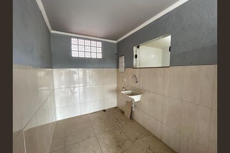 Casa para alugar com 80m², 3 quartos e sem vagaÁrea de Serviço