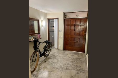 Casa à venda com 4 quartos, 400m² em Jardim Novo Mundo, São Paulo