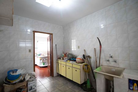 Casa à venda com 404m², 2 quartos e 2 vagasÁrea de serviço