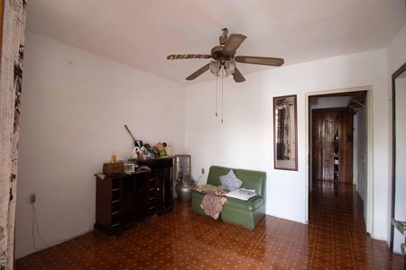 Casa à venda com 404m², 2 quartos e 2 vagasSala