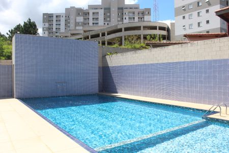 Casa de condomínio para alugar com 108m², 2 quartos e 1 vagaÁrea comum - Piscina