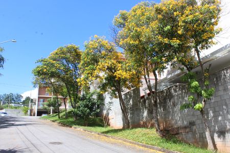 Casa de condomínio para alugar com 108m², 2 quartos e 1 vagaCondomínio