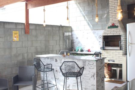 Casa de condomínio para alugar com 108m², 2 quartos e 1 vagaChurrasqueira