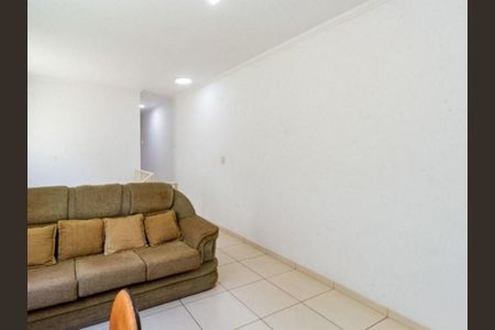 Casa à venda com 4 quartos, 208m² em Água Rasa, São Paulo