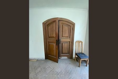 Casa para alugar com 949m², 4 quartos e 3 vagas