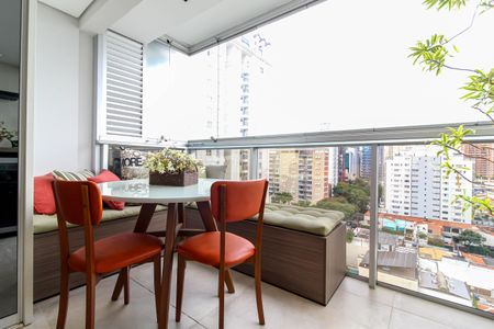 Apartamento à venda com 74m², 1 quarto e 2 vagasVaranda