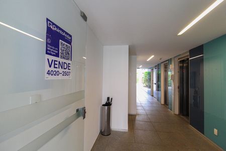 Apartamento à venda com 74m², 1 quarto e 2 vagasPlaca