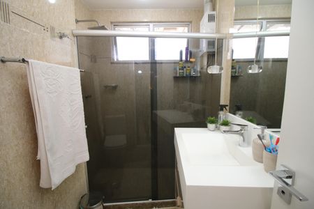 Apartamento à venda com 105m², 3 quartos e 1 vagaBanheiro Social