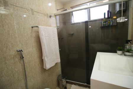 Apartamento à venda com 105m², 3 quartos e 1 vagaBanheiro Social