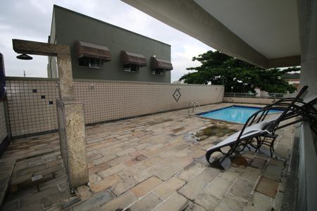 Apartamento à venda com 105m², 3 quartos e 1 vagaÁrea comum - Piscina