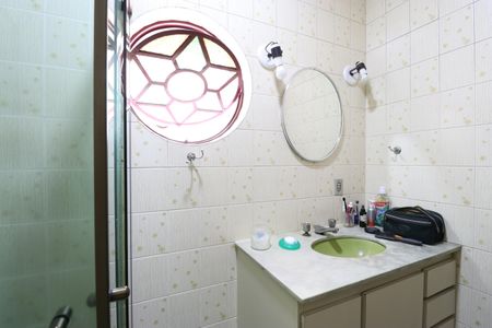 Casa à venda com 142m², 3 quartos e 3 vagasBanheiro Social