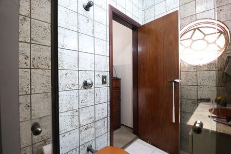 Casa à venda com 142m², 3 quartos e 3 vagasBanheiro da Suíte