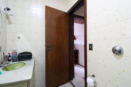 Casa à venda com 142m², 3 quartos e 3 vagasBanheiro Social