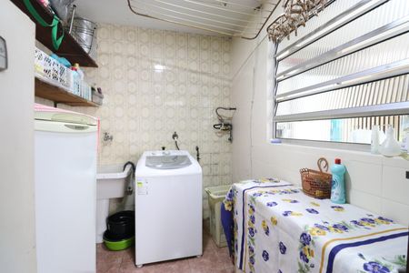 Casa à venda com 142m², 3 quartos e 3 vagasÁrea de Serviço