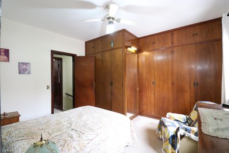 Casa à venda com 142m², 3 quartos e 3 vagasQuarto Suítes