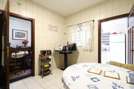 Casa à venda com 142m², 3 quartos e 3 vagasCopa