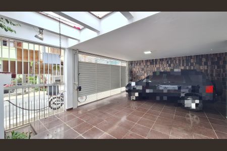 Casa à venda com 142m², 3 quartos e 3 vagas Casa à venda com 142m², 3 quartos e 3 vagasGaragem