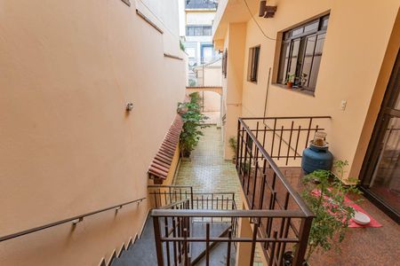 Casa à venda com 190m², 3 quartos e 2 vagasQuintal