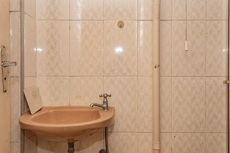 Casa à venda com 190m², 3 quartos e 2 vagasBanheiro de serviço