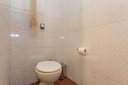 Casa à venda com 190m², 3 quartos e 2 vagasLavabo