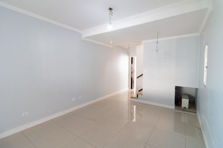 Casa à venda com 200m², 3 quartos e 2 vagasSala