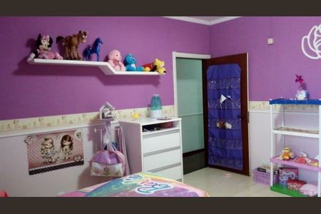 Casa à venda com 3 quartos, 204m² em Vila Assunção, Santo André