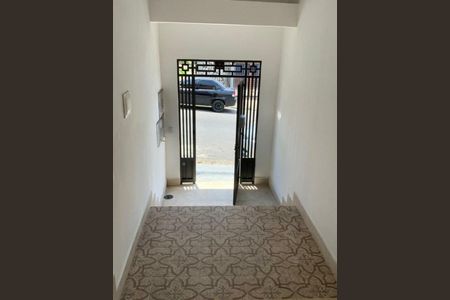 Casa à venda com 2 quartos, 207m² em Jardim Grimaldi, São Paulo