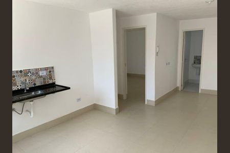 Casa à venda com 2 quartos, 207m² em Jardim Grimaldi, São Paulo