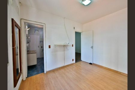 Casa à venda com 5 quartos, 327m² em Vila Mariana, São Paulo