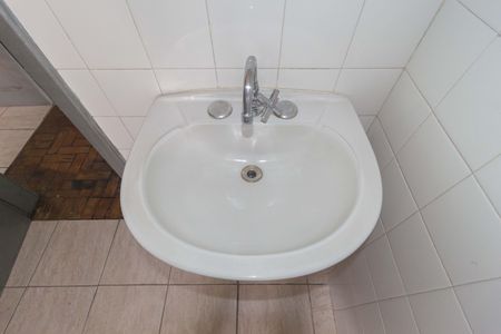 Apartamento à venda com 100m², 2 quartos e sem vaga Apartamento à venda com 100m², 2 quartos e sem vagaBanheiro