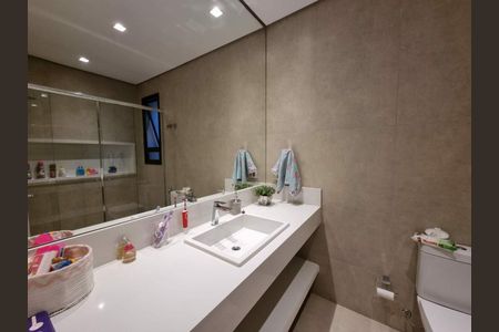 Casa à venda com 4 quartos, 415m² em Jardim Paulista, São Paulo