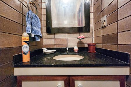 Apartamento à venda com 173m², 4 quartos e 1 vaga Apartamento à venda com 173m², 4 quartos e 1 vagaLavabo