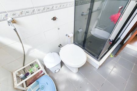 Apartamento à venda com 173m², 4 quartos e 1 vaga Apartamento à venda com 173m², 4 quartos e 1 vagaBanheiro da Suíte