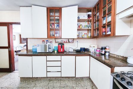 Apartamento à venda com 173m², 4 quartos e 1 vaga Apartamento à venda com 173m², 4 quartos e 1 vagaCozinha