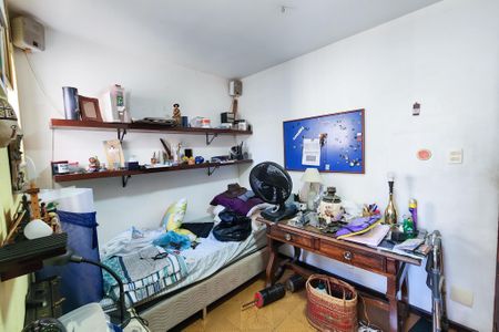 Apartamento à venda com 173m², 4 quartos e 1 vaga Apartamento à venda com 173m², 4 quartos e 1 vagaQuarto 2