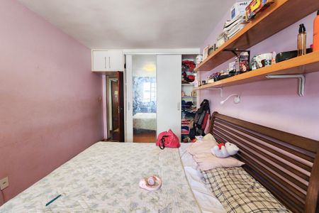 Apartamento à venda com 173m², 4 quartos e 1 vaga Apartamento à venda com 173m², 4 quartos e 1 vagaQuarto 3