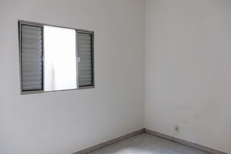 Casa para alugar com 40m², 1 quarto e sem vaga Casa para alugar com 40m², 1 quarto e sem vagaSala / quarto