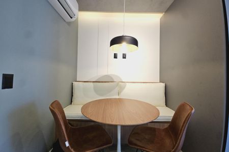 Apartamento para alugar com 28m², 1 quarto e 1 vagaSala/Cozinha