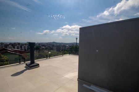 Casa à venda com 88m², 3 quartos e 2 vagas Casa à venda com 88m², 3 quartos e 2 vagasTerraço