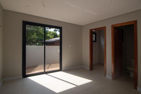 Casa à venda com 88m², 3 quartos e 2 vagas Casa à venda com 88m², 3 quartos e 2 vagasSala/Cozinha